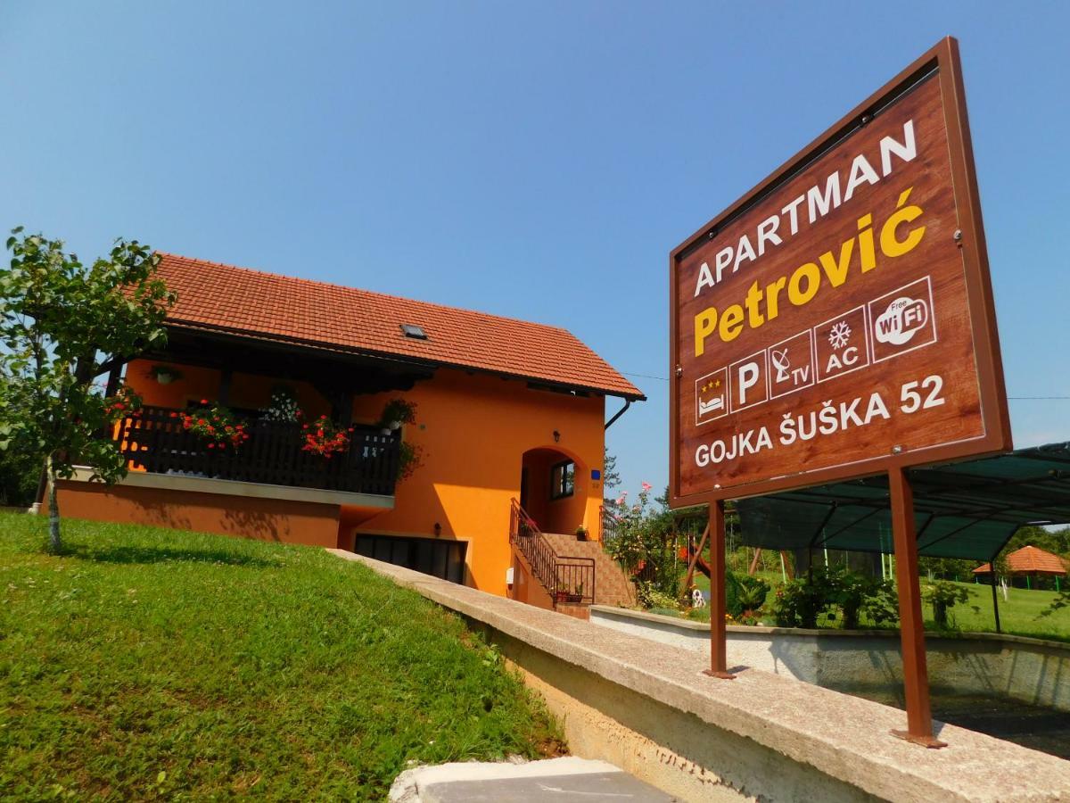 Apartment Petrovic Слунь Екстер'єр фото